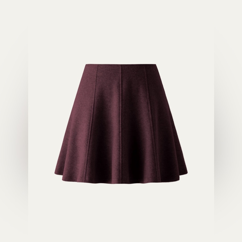 CashSoft High Waisted Flare Hem Mini Skirt
Plum Berry XXL